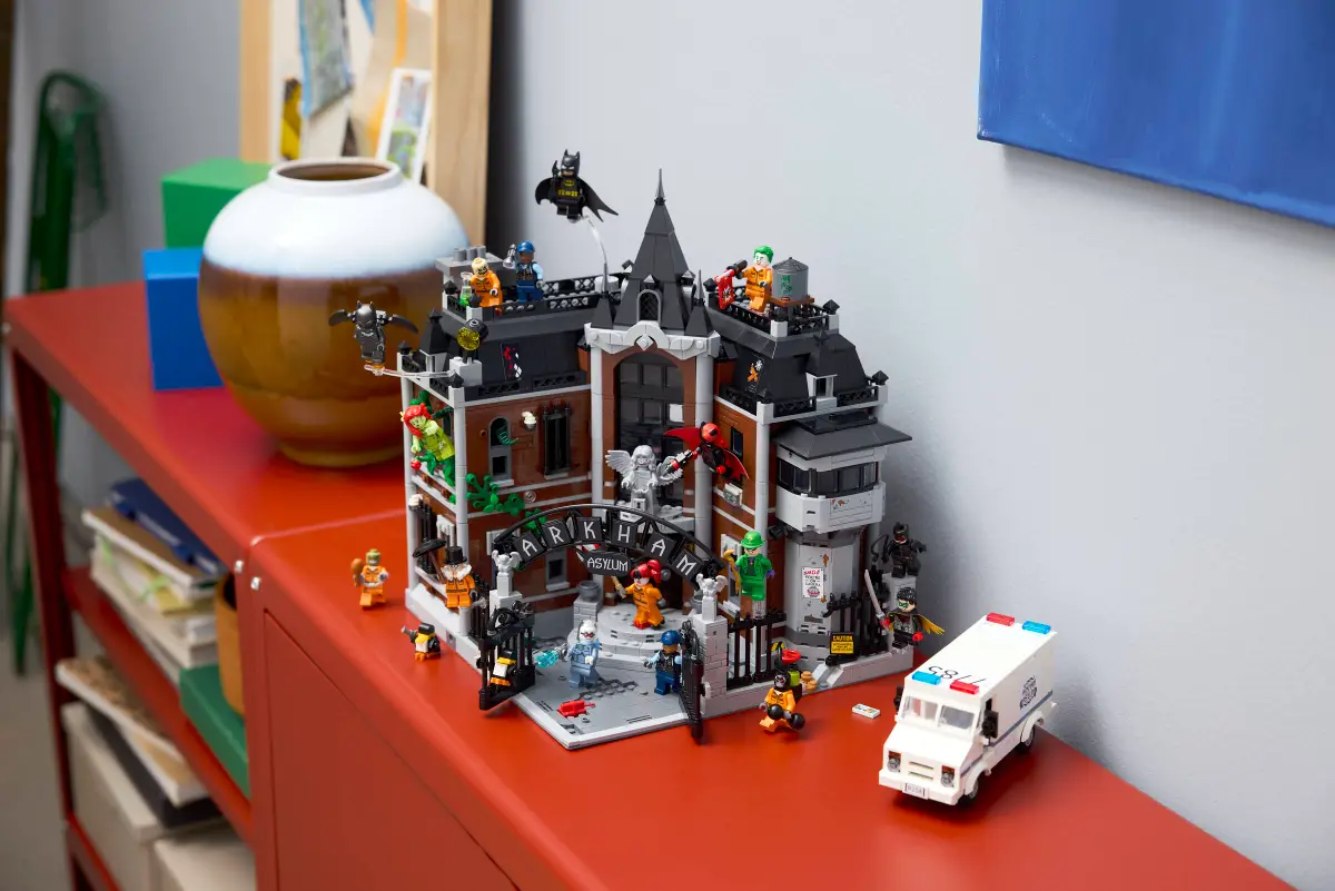 76300 LEGO DC Batman Лечебница Аркхем