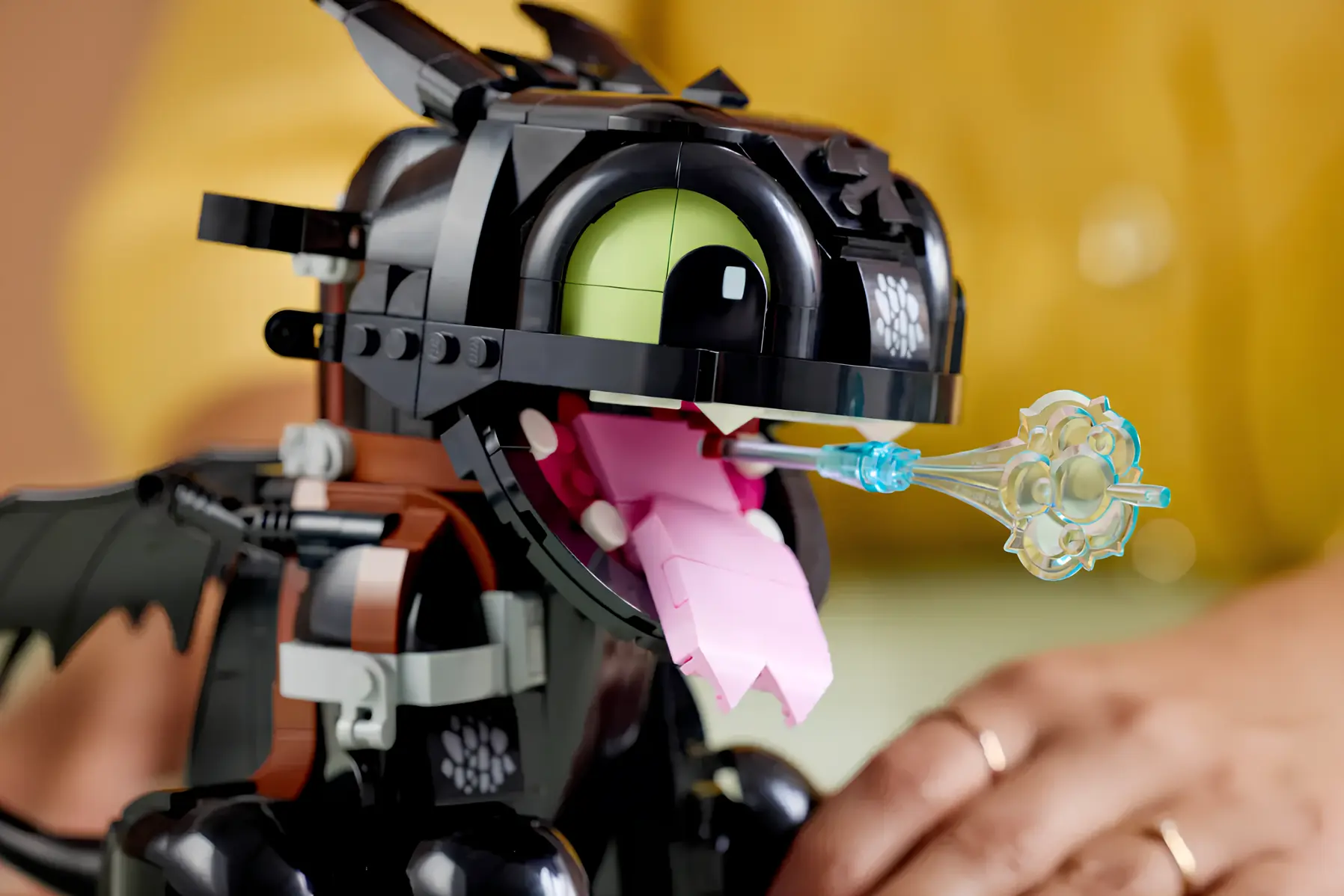 Конструктор Lego 10375 ICONS Как приручить дракона: Беззубик