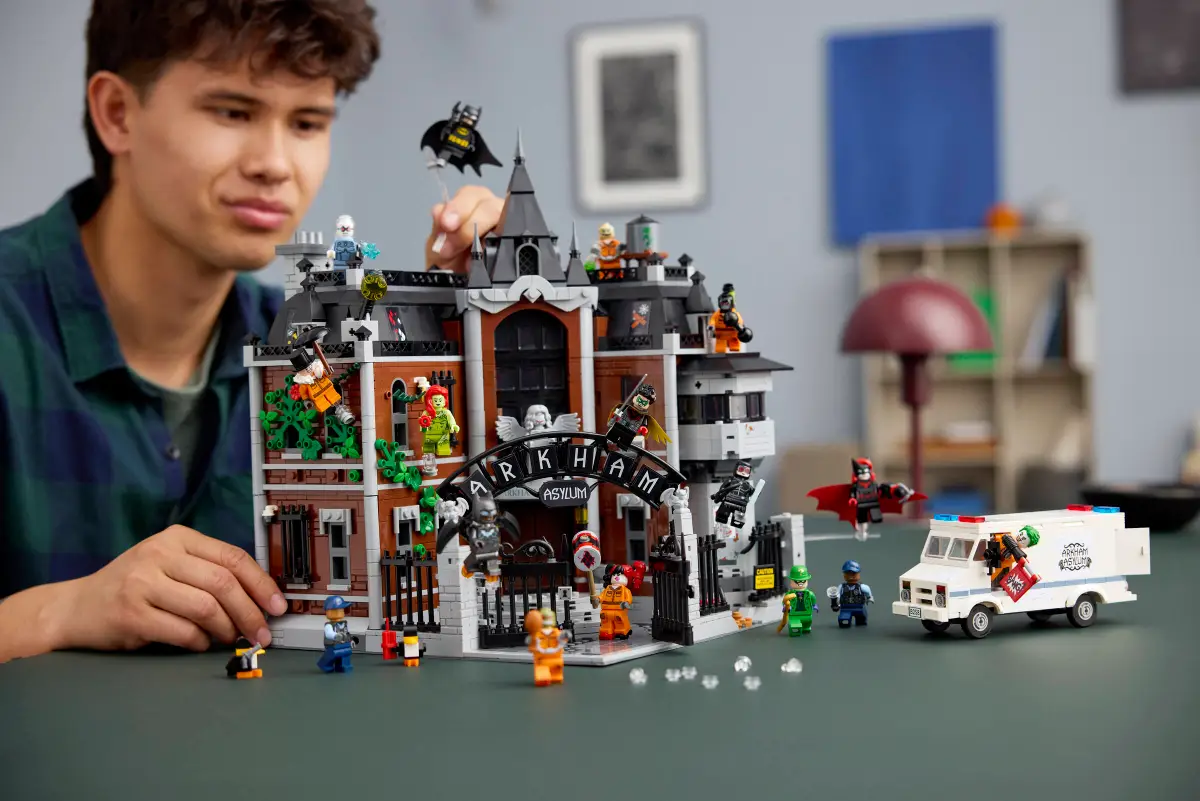 76300 LEGO DC Batman Лечебница Аркхем