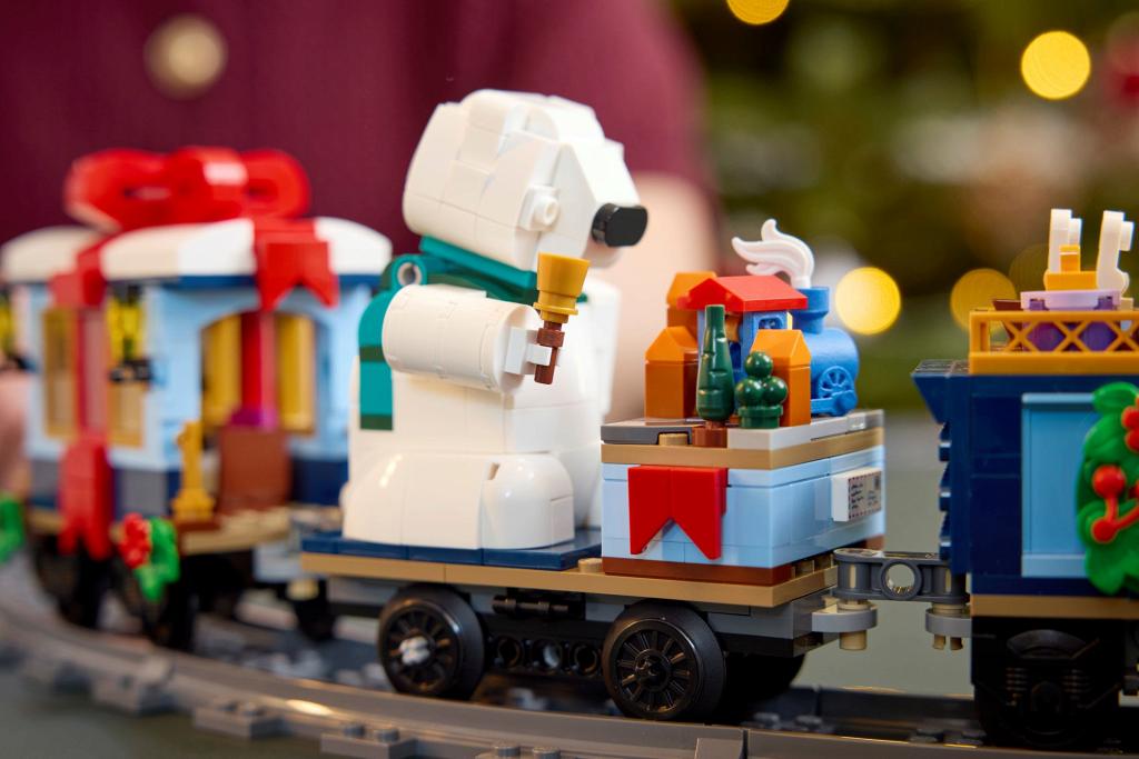 Конструктор Lego 10361 ICONS Праздничный экспресс