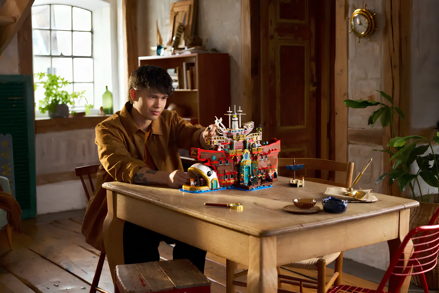 Конструктор Lego 75640 One Piece Плавучий ресторан Барати