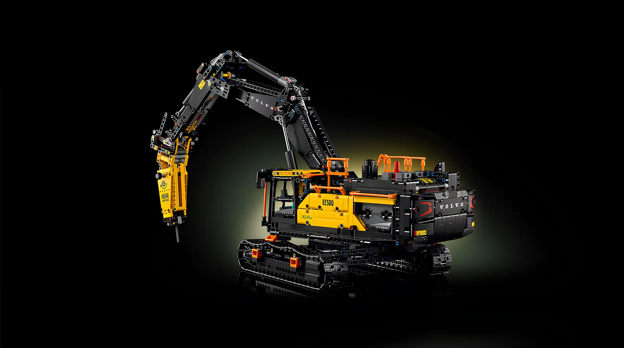Конструктор Lego 42215 Technic Гибридный экскаватор Volvo EC500