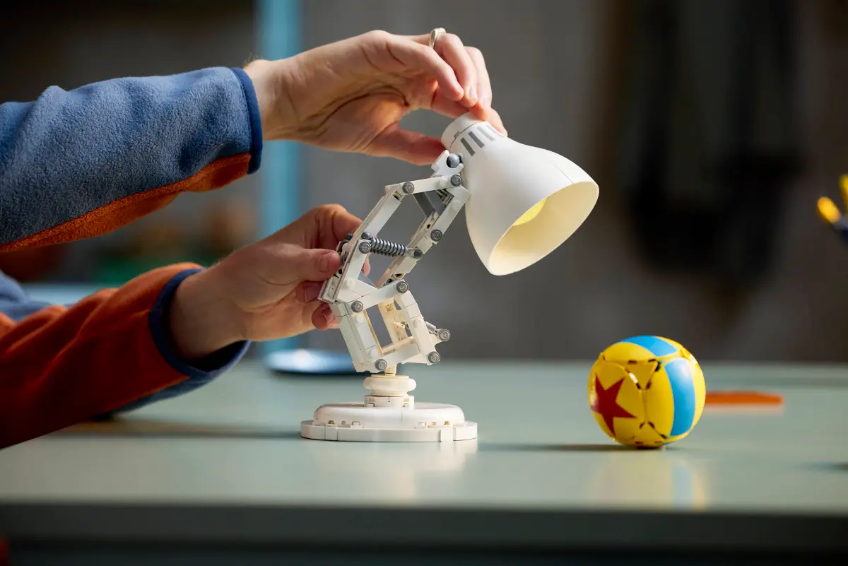Конструктор Lego 21357 Ideas Люксо-младший Disney Pixar