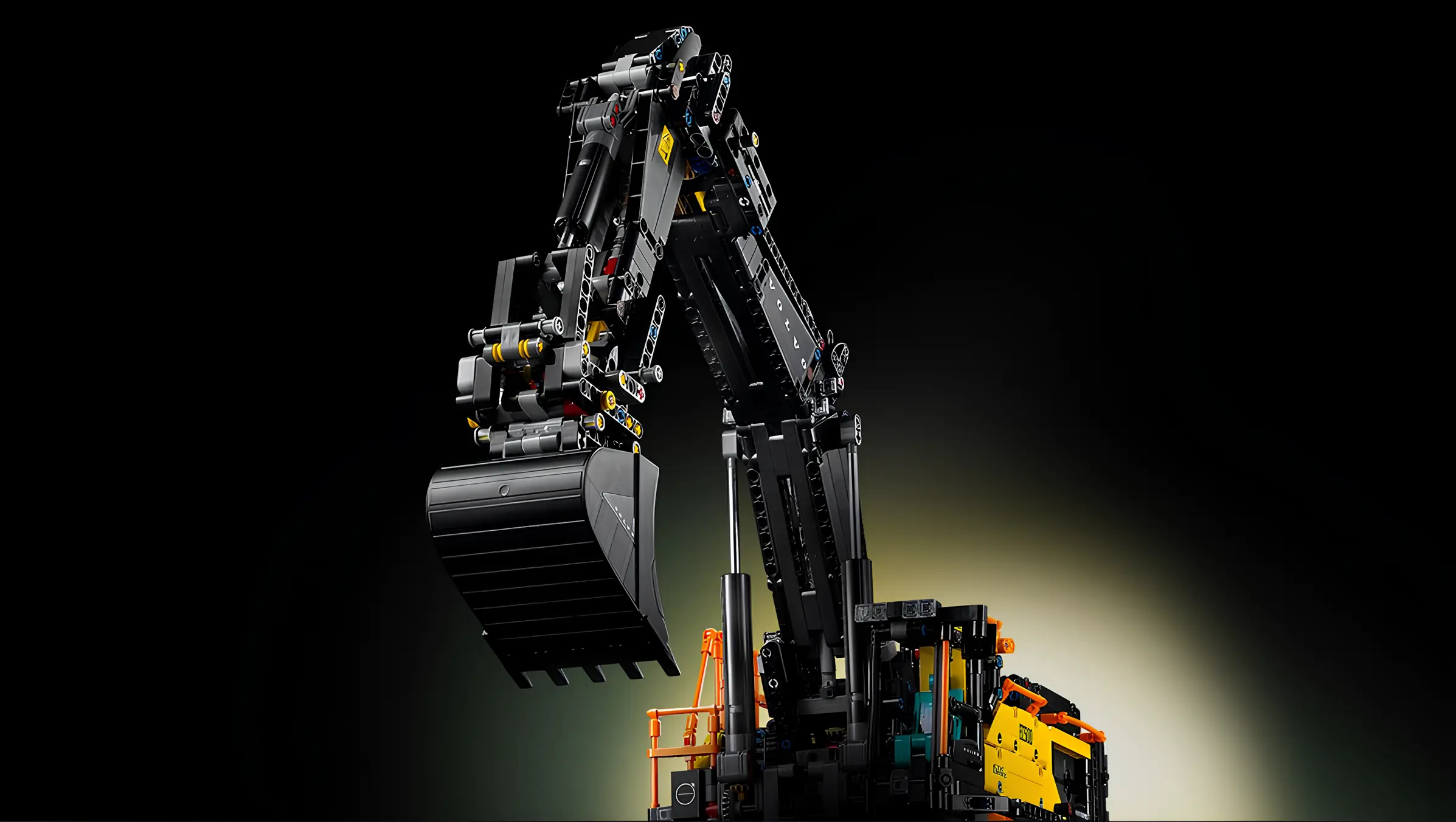 Конструктор Lego 42215 Technic Гибридный экскаватор Volvo EC500