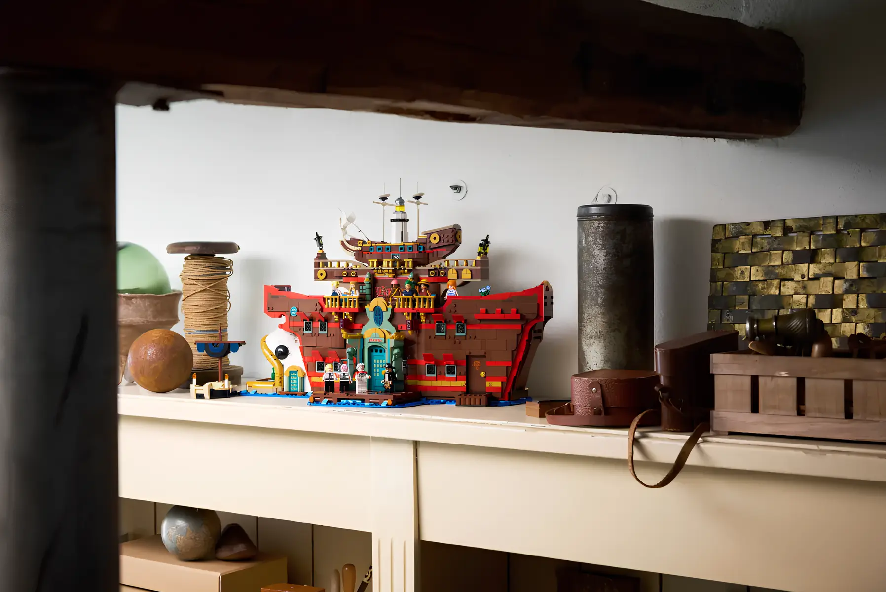 Конструктор Lego 75640 One Piece Плавучий ресторан Барати