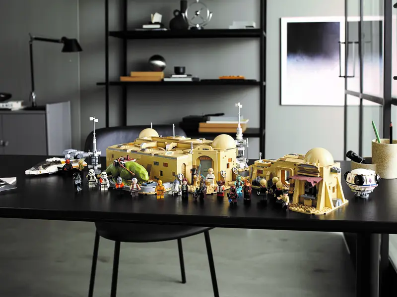 Конструктор LEGO 75290 Star Wars™ Кантина Мос-Эйсли