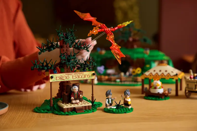 10354 LEGO ICONS Властелин колец: Шир