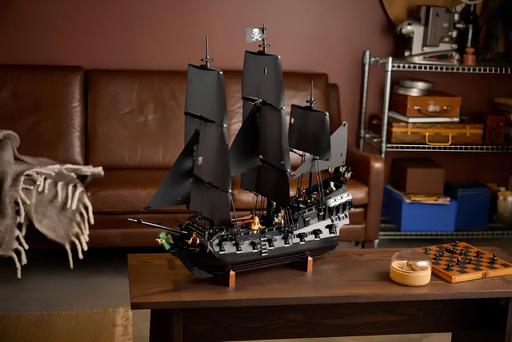 Конструктор Lego 10365 ICONS Пираты Карибского моря: Черная жемчужина