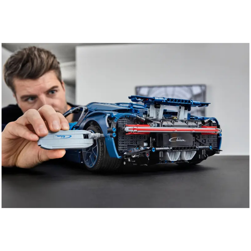 купить Лего Конструктор LEGO Technic 42083 Bugatti Chiron