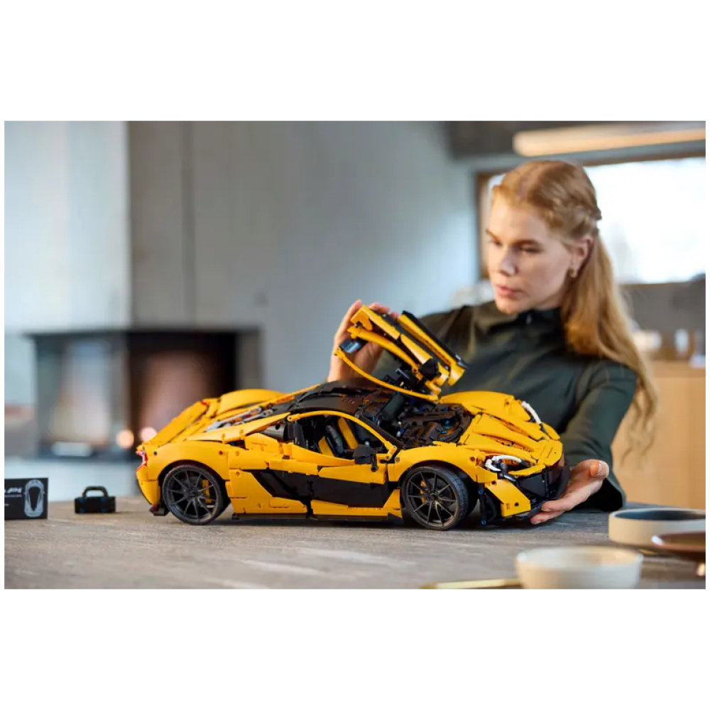 купить Лего Конструктор LEGO 42172 Technic Cуперкар McLaren P1 – luckybricks